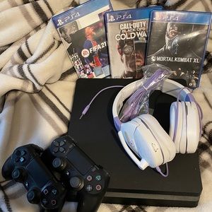 PS4 $500
